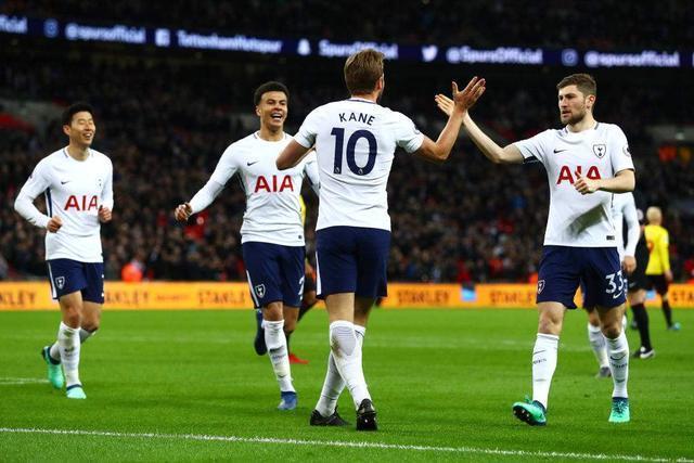 布朗18分塔图姆16+10 凯尔特人大胜76人50分